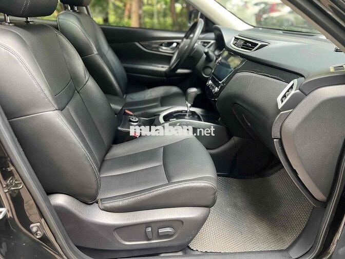 Nissan X-Trail SV 4WD 2018 Đen 60000 km