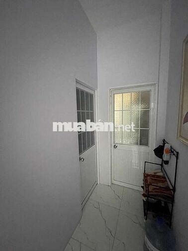 NHÀ ĐẸP Ở LIỀN BÌNH TÂN HẺM XE TẢI THÔNG GIÁ CHỈ 3.X TỶ
Ngang 4 x 12m