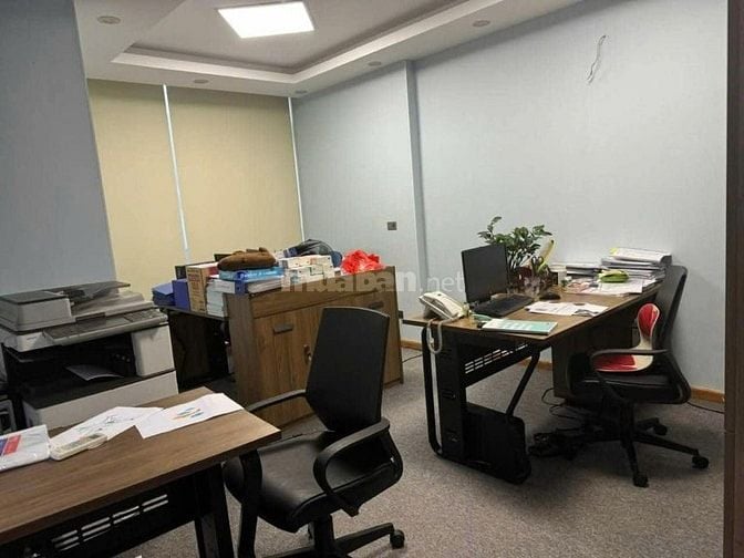 VIP - MẠC THÁI TỔ - TRUNG KÍNH - 86M - 5 TẦNG - MT 15M chỉ 35 tỷ 