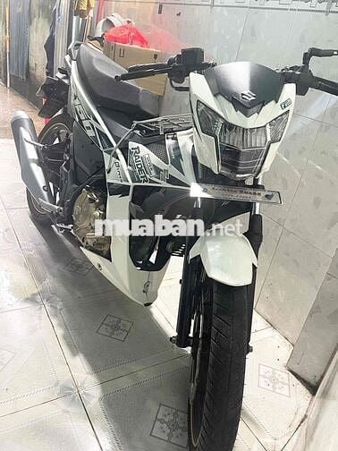 Suzuki Raider 150 Fi 2018 Trắng đen