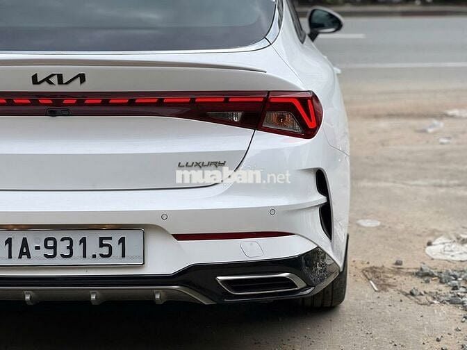 Kia K5 đăng ký tháng 10/2024 đi mới 8.000 km