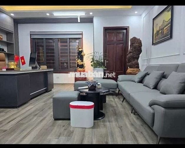 Tôi cần bán nhà Liền Kề Nguyễn Tuân 6tầng thang máy full nội thất