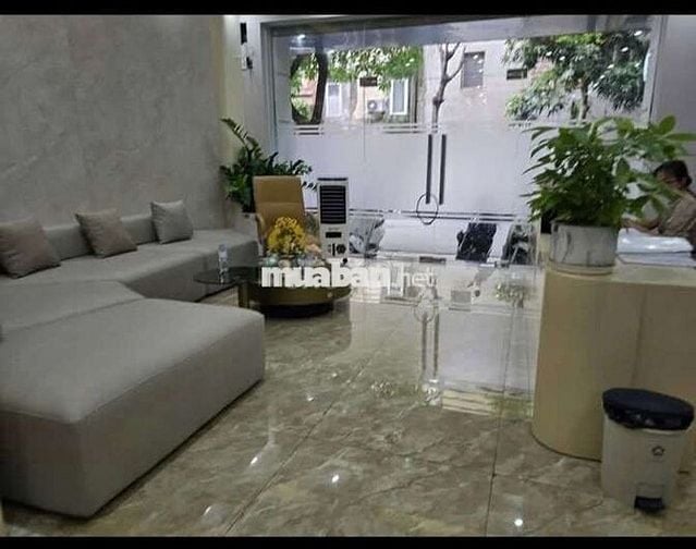 Tôi cần bán nhà Liền Kề Nguyễn Tuân 6tầng thang máy full nội thất