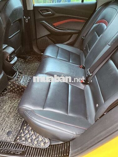 MG MG5 Luxury 2022 Vàng