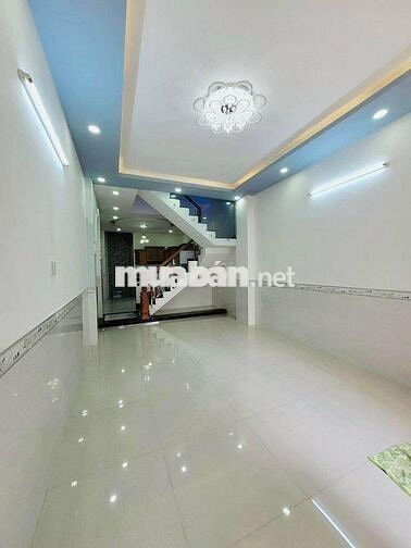 Cho thuê nhà mặt tiền 70m2 3L4PN gần Phạm Văn Đồng, Gigamall