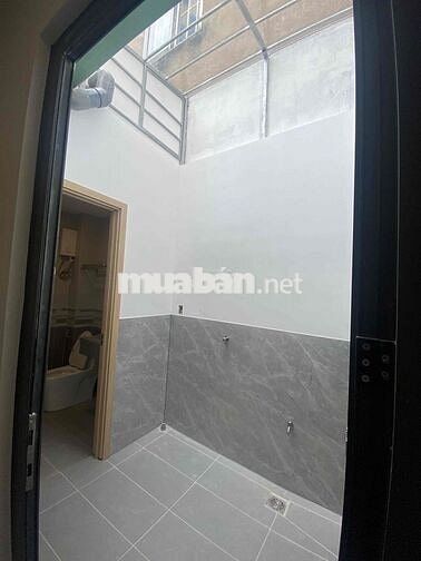 Bán nhà full mới 100% nội thất cơ bản hẻm đường Hồ Văn Long- phường BH