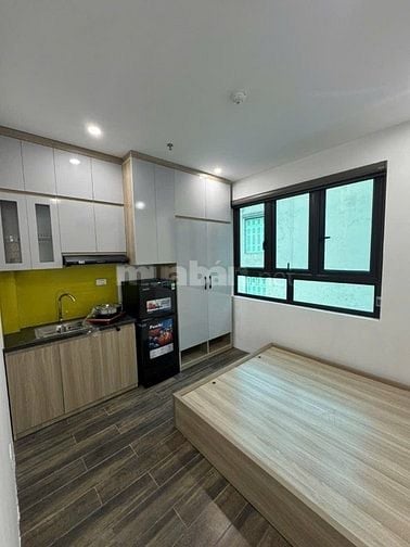 "Bán nhà phố Lương Khánh Thiện, Hoàng Mai 70m, 7 tầng. Giá: 21 tỷ