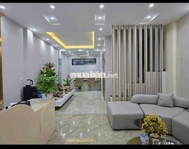 Tôi cần bán nhà Liền Kề Nguyễn Tuân 6tầng thang máy full nội thất