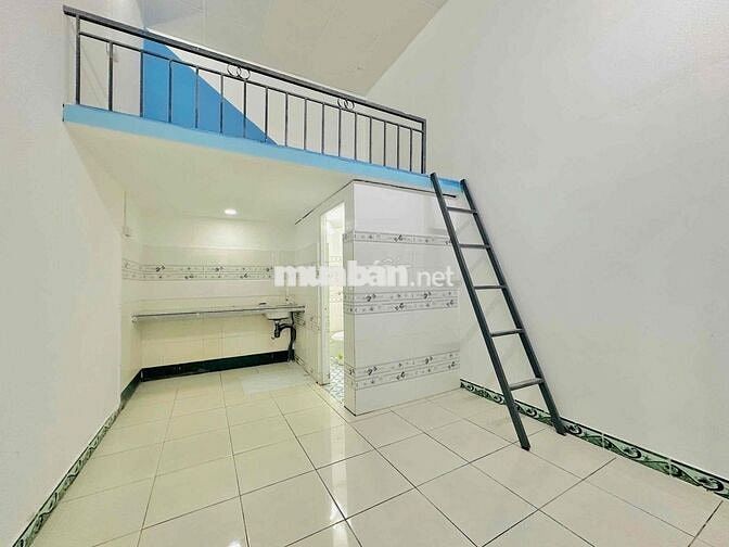 Phòng trọ sát Phạm Văn Đồng mới 100%