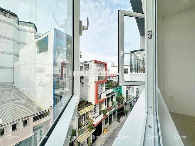 STUDIO TÁCH BẾP - NGAY LẠC LONG QUÂN - FULL NỘI THẤT