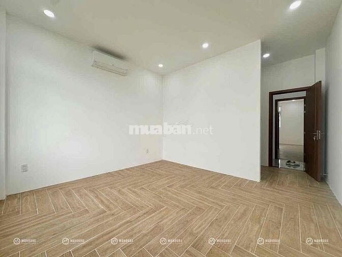 STUDIO TÁCH BẾP - NGAY LẠC LONG QUÂN - FULL NỘI THẤT