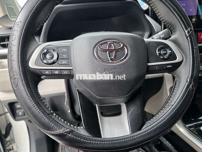 Toyota Veloz Cross Top 2024