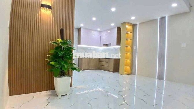 Nhà Đẹp fun nội thất 40m2 2pn 2wc Trung mỹ Tây gần Chợ Chó giá 3tỷ350
