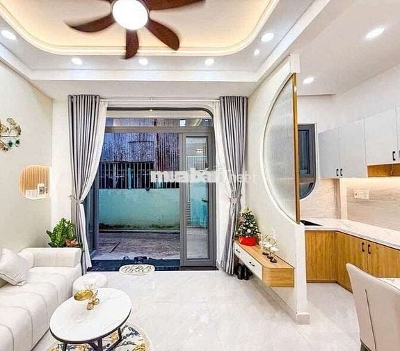 Hẻm xe hơi, Bùi Quang Là, 60m2, 3 tầng, nhà mới ở ngay, giá 6,8 tỷ