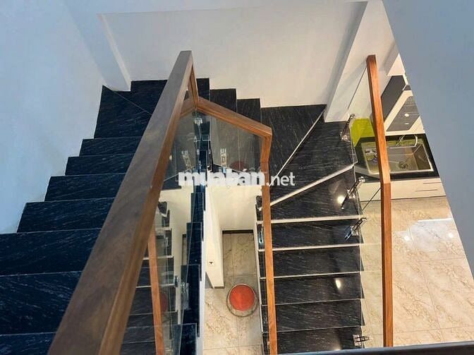 Cho thuê NHÀ tại đ/c: Ngõ 7 Đỗ Xuân Hợp,13tr, 4pn