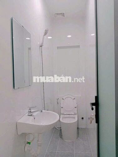 NHÀ ĐẸP 2 TẦNG, HẺM XE HƠI, FULL NỘI THẤT, DT (4X10)M2, 4,99 TỶ CÒN TL