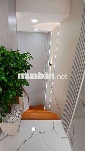 NHÀ ĐẸP CHỈ VIÊC XÁCH VALI VỀ Ỏ GẦN TÔ KÝ QUẬN 12