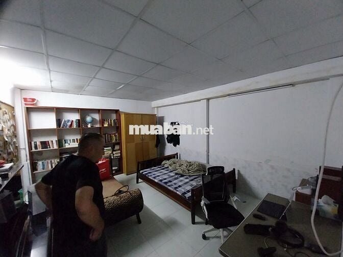 Bán nhà đường TCH 35, Quận 12, 80m2, cấp 4, giá yêu thương 3,6 tỷ (TL)