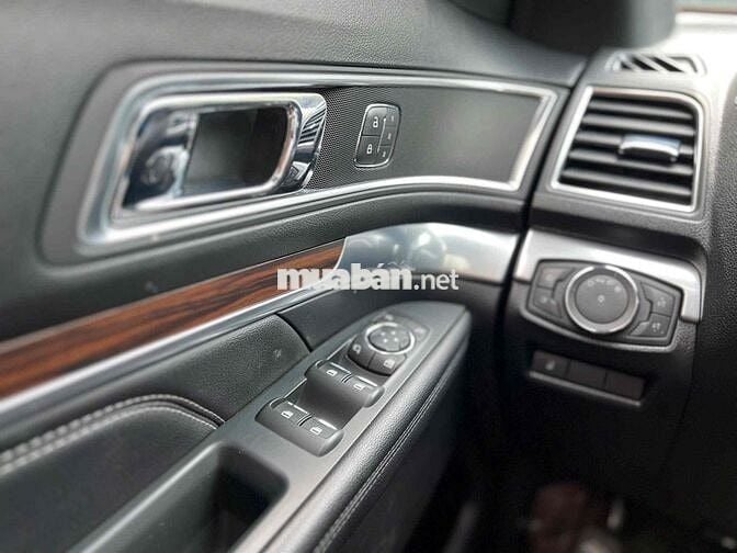 SIÊU PHẨM EXPLORER 2018 1 CHỦ full bảo dưỡng hãng