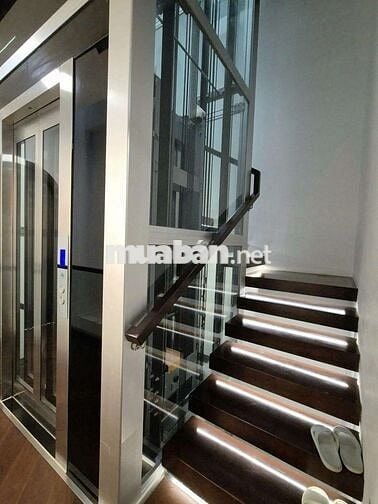Cho thuê nhà mặt tiền KD mới xây thang máy