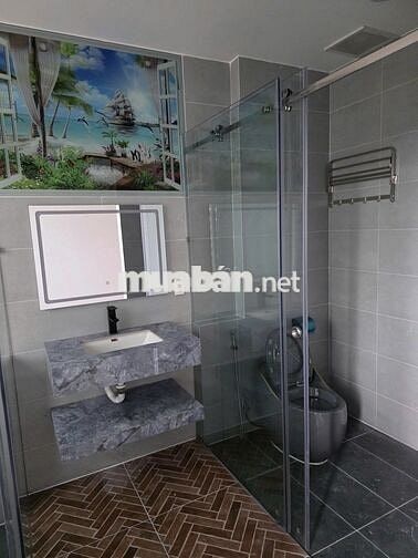 CHO THUÊ NHÀ MỚI XÂY 1 TRỆT 2 LẦU+ TUM,SÂN THƯỢNG, ĐƯỜNG 12M,TT NHÀ BÈ