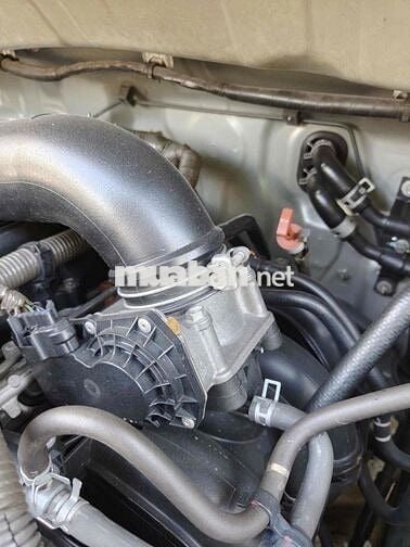 Toyota Innova 2014 2.0G - 124000 km