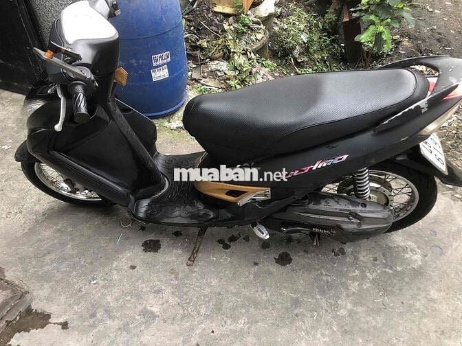 Yamaha Ultimo Đen Tự động