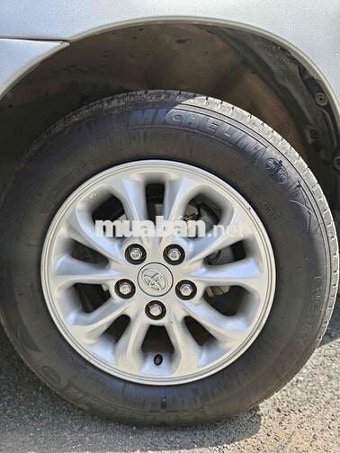 Toyota Innova 2014 2.0G - 124000 km