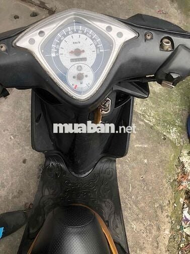 Yamaha Ultimo Đen Tự động