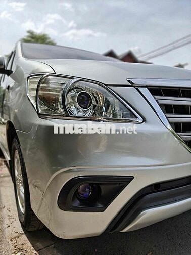 Toyota Innova 2014 2.0G - 124000 km