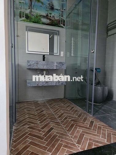 CHO THUÊ NHÀ MỚI XÂY 1 TRỆT 2 LẦU+ TUM,SÂN THƯỢNG, ĐƯỜNG 12M,TT NHÀ BÈ