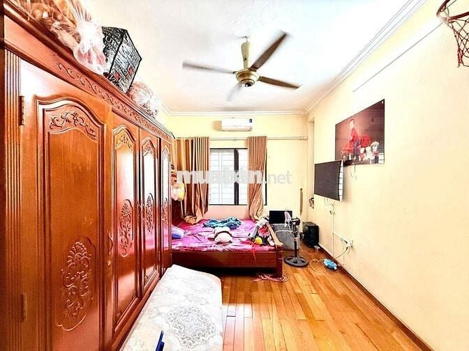 NHÀ DÂN XÂY PHỐ HỒNG MAI - 5 TẦNG KIÊN CỐ - GIÁ HỢP LÝ -57m CHỈ 9,8 TỶ