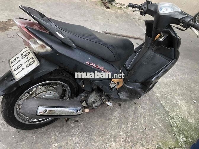 Yamaha Ultimo Đen Tự động