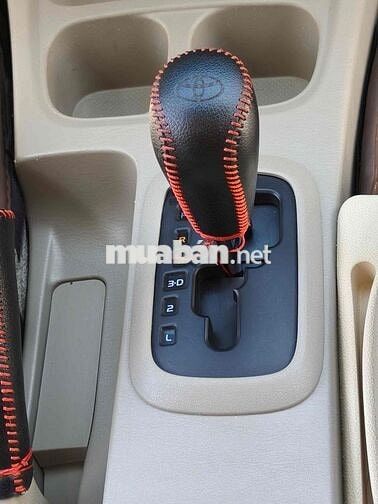 Toyota Innova 2014 2.0G - 124000 km