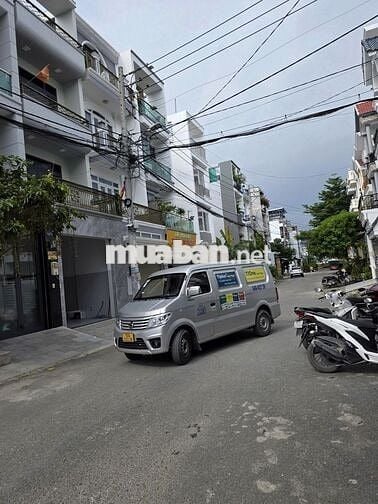 CHO THUÊ NHÀ MỚI XÂY 1 TRỆT 2 LẦU+ TUM,SÂN THƯỢNG, ĐƯỜNG 12M,TT NHÀ BÈ