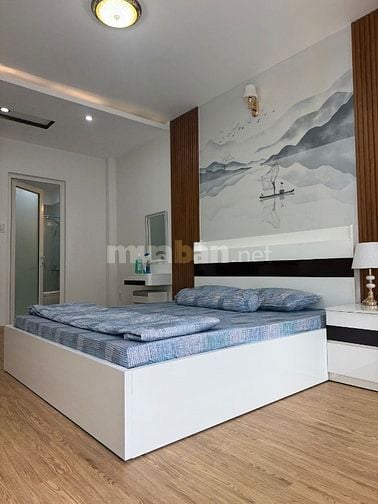 Nhà 5 lầu thiết kế hiện đại HXH tránh nhau 178/21E Phan Đăng Lưu