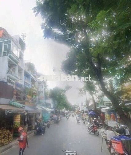 MBKD Q10 SẦM UẤT CÓ VỈA HÈ RỘNG _THUẬN TIỆN KD