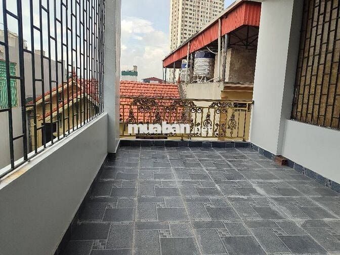 Nhà đẹp Lạc Trung-20m ra oto, full nội thất, ở ngay 53m x 5T, nở hậu