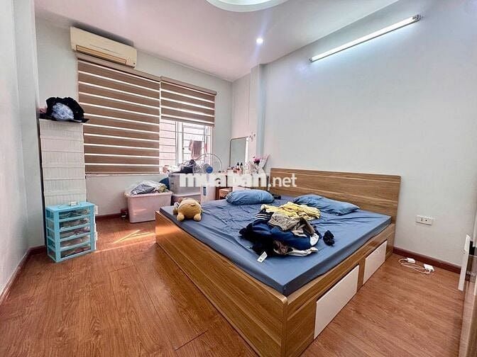 Trần Đại Nghĩa mặt ngõ 3m, thông tứ phía,nhà đẹp mê ly,nội thất xịn sò