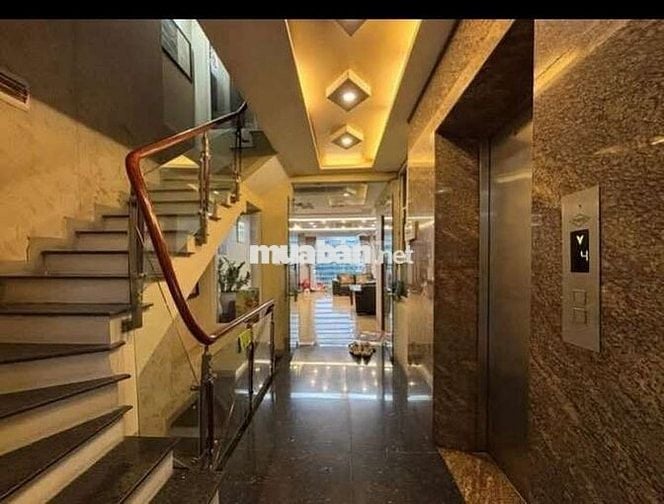 Tôi cần mặt phố Vạn Phúc Hà Đông, 9tầng thang máy full nội thất.