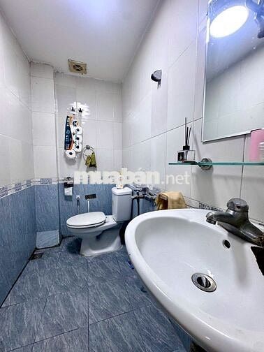 Trần Đại Nghĩa mặt ngõ 3m, thông tứ phía,nhà đẹp mê ly,nội thất xịn sò