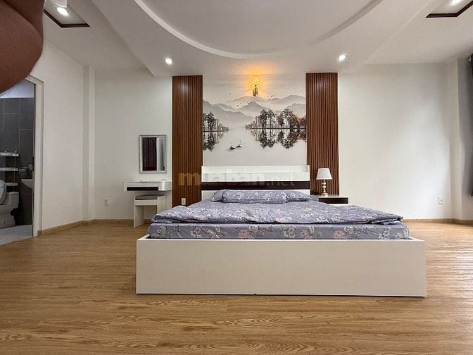 Nhà 5 lầu thiết kế hiện đại HXH tránh nhau 178/21E Phan Đăng Lưu