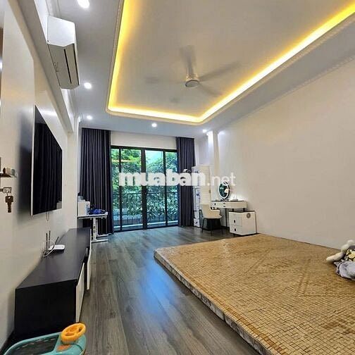 Nhà gần Trần Phú 34m2,ô tô đỗ sát cửa,không gian sống yên bình,10.8 tỷ