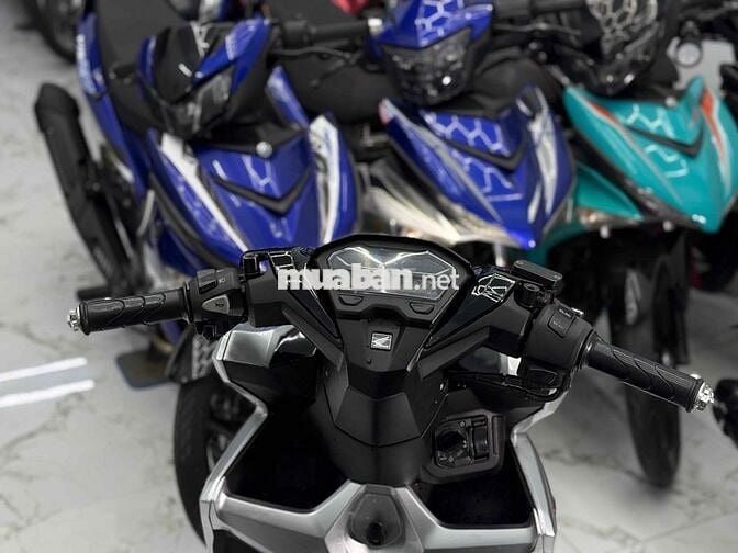 Honda Vario 150 Bạc máy zin