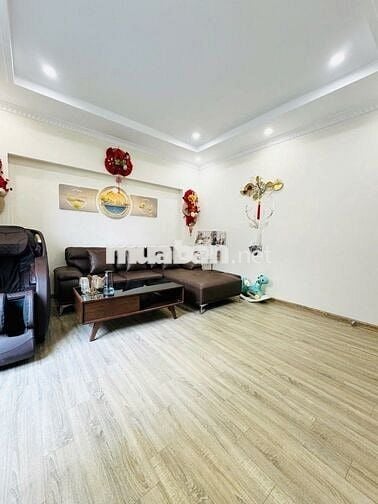 Bạch Mai ngõ thông, gần oto, nhà đẹp, vị trí vip, giá hợp lý,về ở ngay