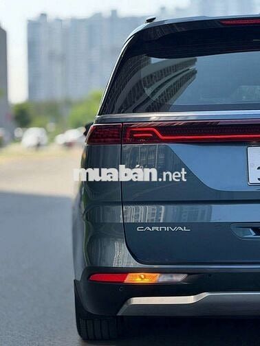 Kia carnival 2.2D signature- 45000 km