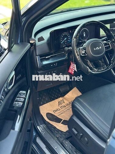 Kia carnival 2.2D signature- 45000 km