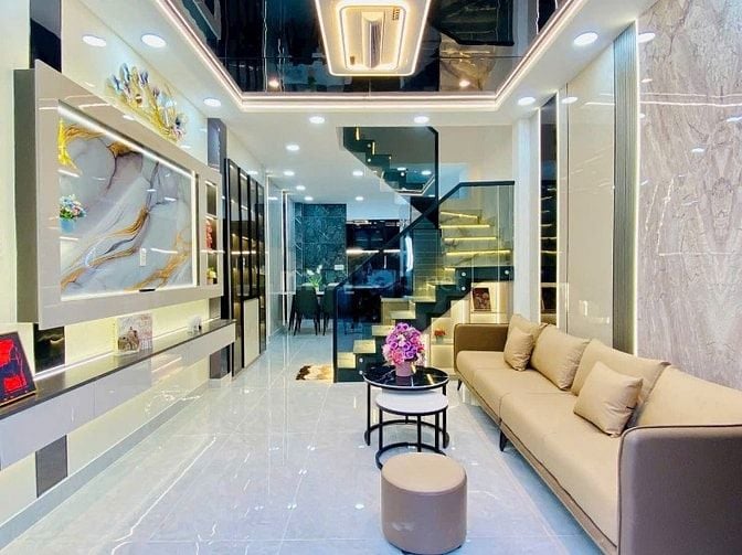 Bán nhà đẹp TRẦN PHÚ, Phường 4 Quận 5 – 1 trệt 2 lầu, 5PN, DT 88,2m2