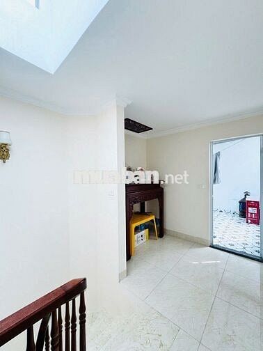 Bạch Mai ngõ thông, gần oto, nhà đẹp, vị trí vip, giá hợp lý,về ở ngay