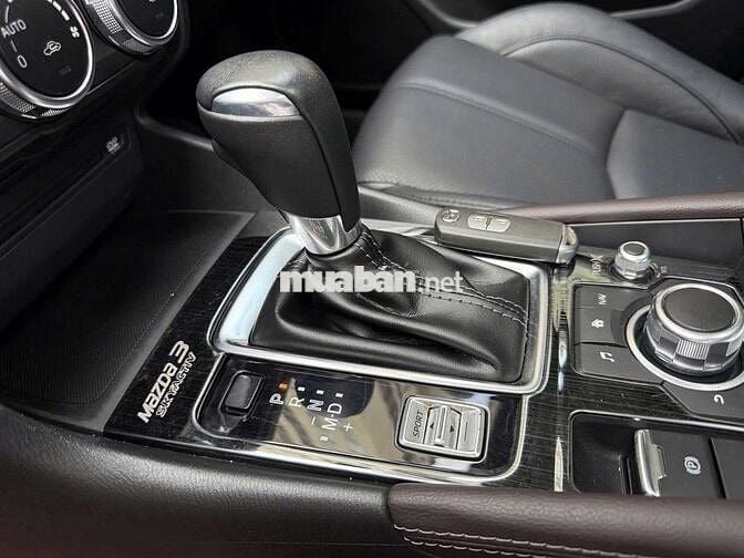 Mazda 3 sx 2019 1.5L Sport Premium - 55000 km